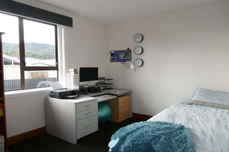 Photo of property in 3 Leith Crescent, Greymouth, 7805