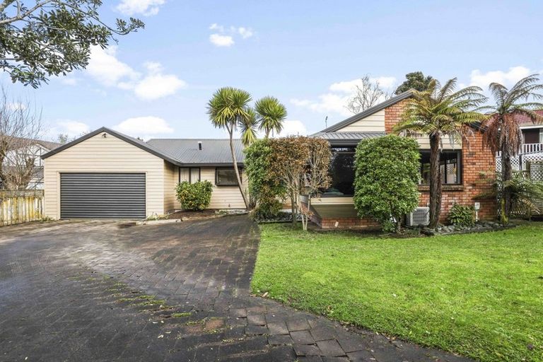 Photo of property in 16 Houhere Place, Pukete, Hamilton, 3200