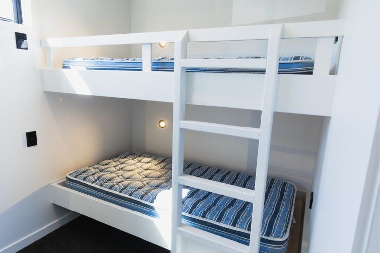 Photo of property in 5 Mistake Drive, Lake Tekapo, 7999