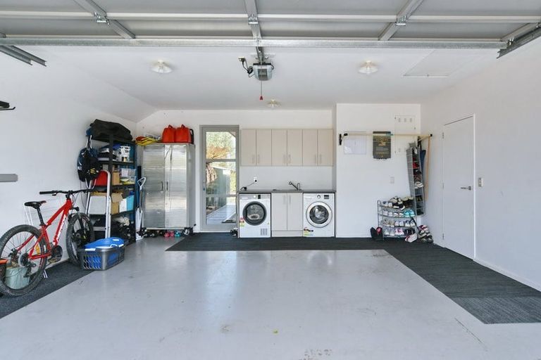 Photo of property in 14 Bancroft Place, Parklands, Christchurch, 8083