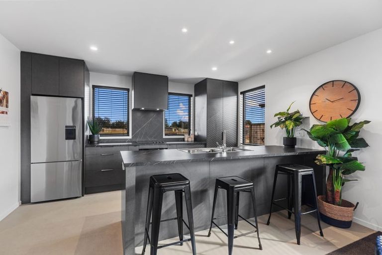 Photo of property in 32 Tamapahore Boulevard, Papamoa Beach, Papamoa, 3118