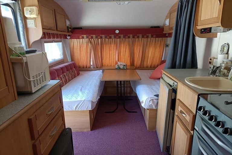 Photo of property in 2333 Croisilles-french Pass Road, Okiwi Bay, 7193