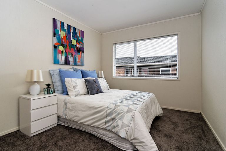 Photo of property in 2/146 Taylor Street, Blockhouse Bay, Auckland, 0600