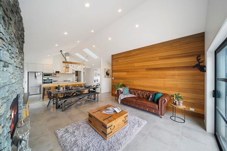 Photo of property in 57 Longview Drive, Lake Hawea, 9382