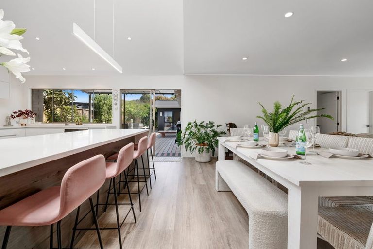 Photo of property in 18 Glengarry Avenue, Manly, Whangaparaoa, 0930