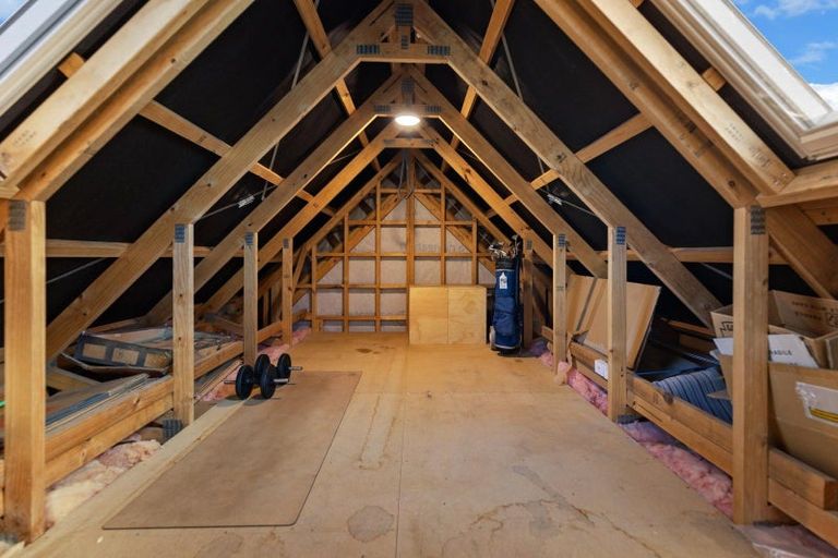 Photo of property in 1 Bellamore Street, Lake Hayes, Queenstown, 9304