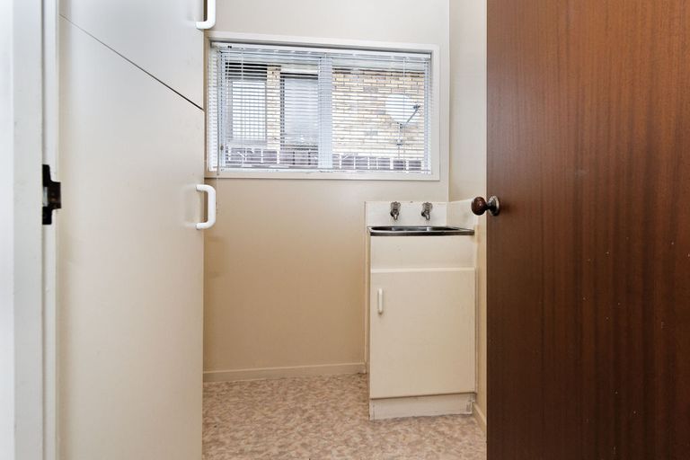 Photo of property in 2/146 Taylor Street, Blockhouse Bay, Auckland, 0600