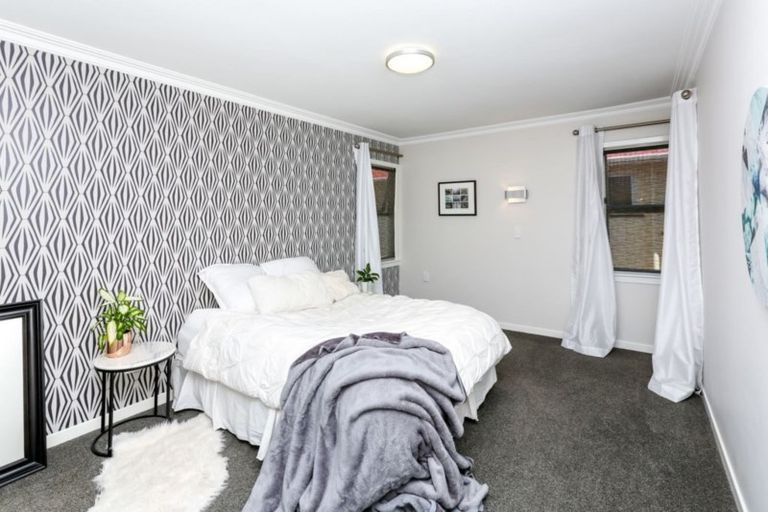 Photo of property in 73 Buller Street, New Plymouth, 4312