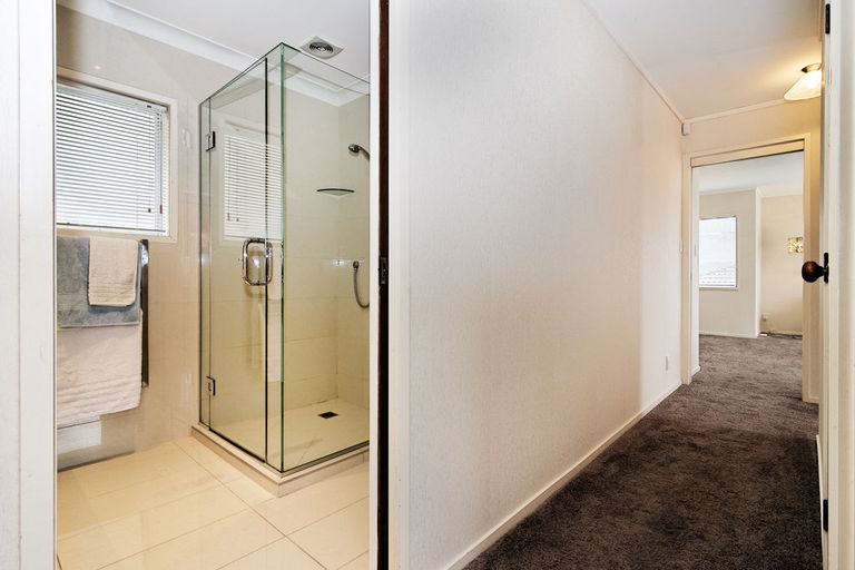 Photo of property in 2/146 Taylor Street, Blockhouse Bay, Auckland, 0600