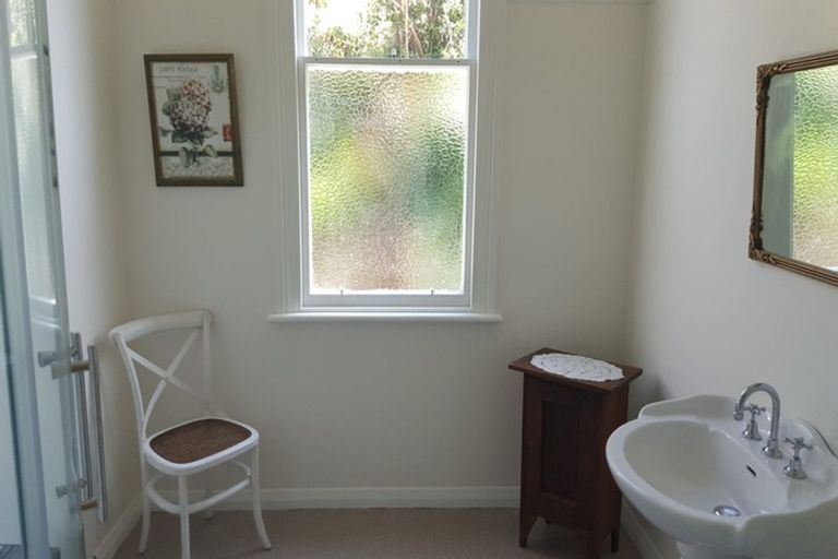 Photo of property in 28 Motu Street, Saint Clair, Dunedin, 9012