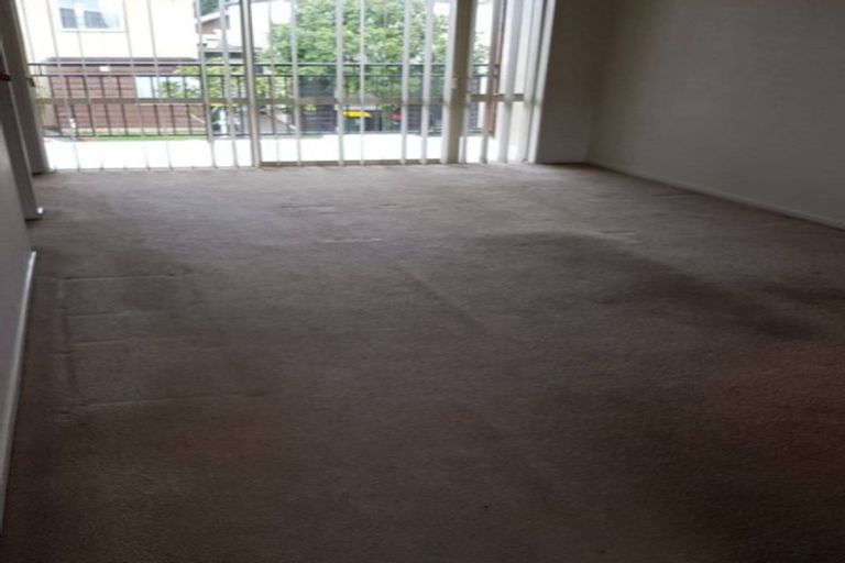 Photo of property in 43 Kirikiri Lane, East Tamaki, Auckland, 2013