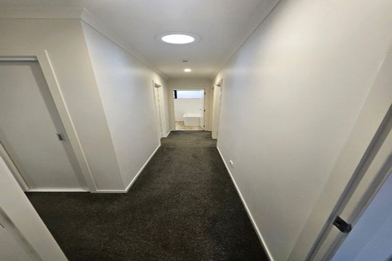 Photo of property in 12 Massee Way, Te Puke, 3119