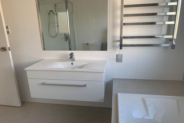 Photo of property in 149a Deep Creek Road, Torbay, Auckland, 0630