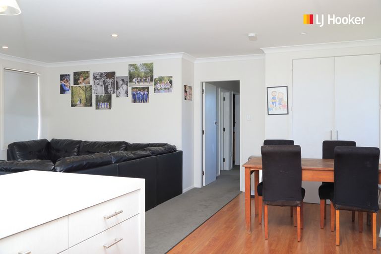 Photo of property in 39 Baker Street, Stirling, 9231