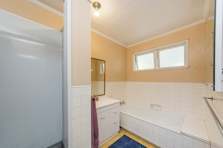 Photo of property in 9 Te Punga Place, Awapuni, Palmerston North, 4412