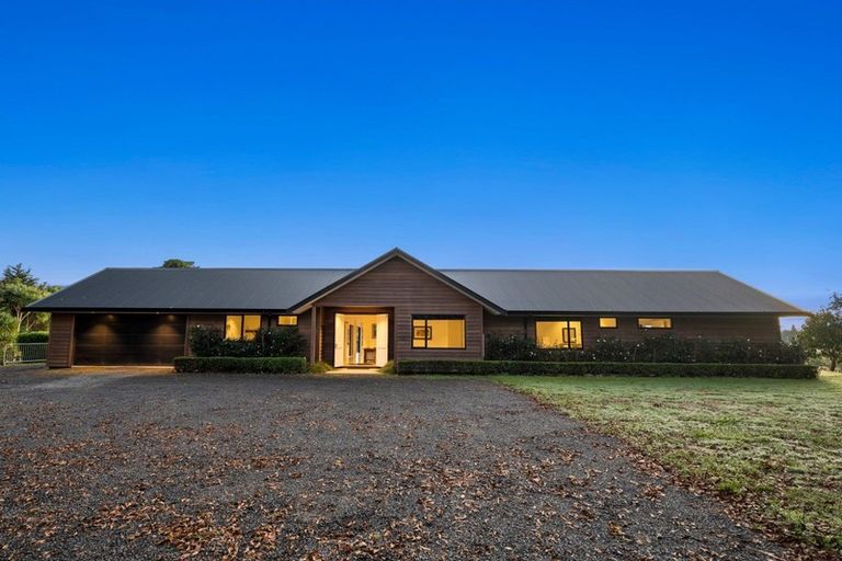 Photo of property in 126 Blackbridge Road, Karaka, Papakura, 2580