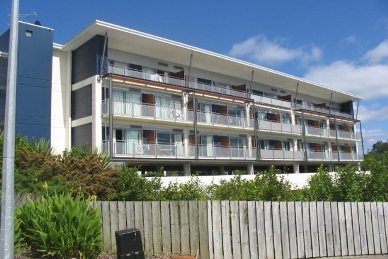 Photo of property in Albany Central, 16a/210 Dairy Flat Highway, Albany, Auckland, 0632