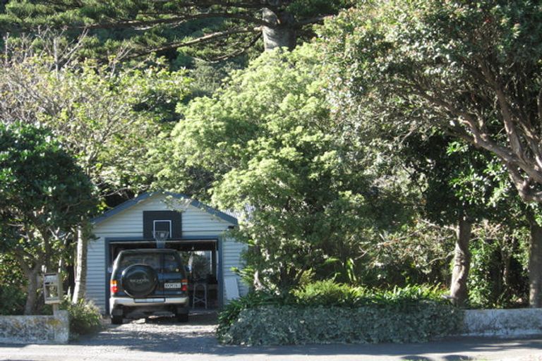 Photo of property in 261 Muritai Road, Eastbourne, Lower Hutt, 5013