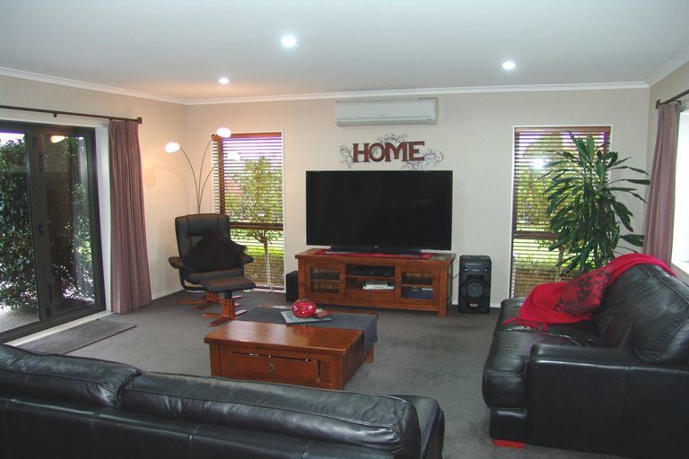 Photo of property in 17 Mangauika Road, Pirongia, Te Awamutu, 3876