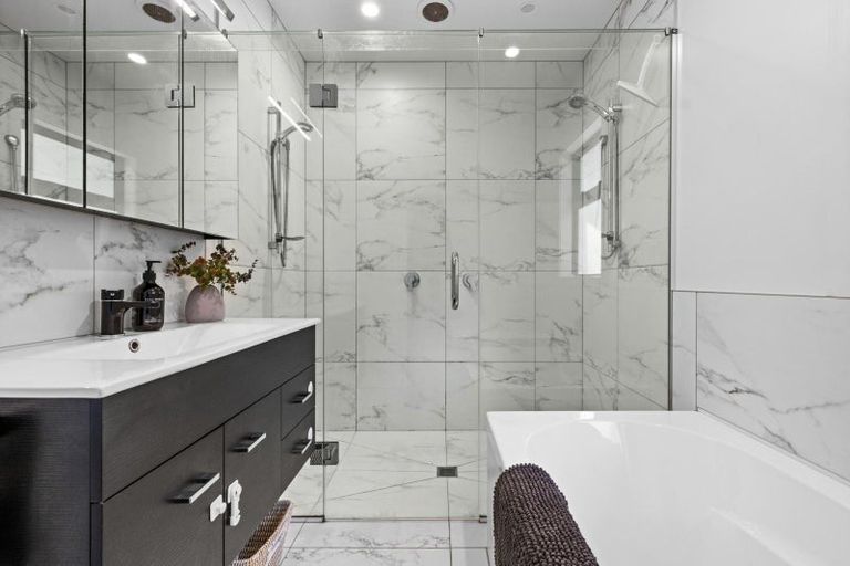 Photo of property in 685 Main North Road, Bay View, Napier, 4104