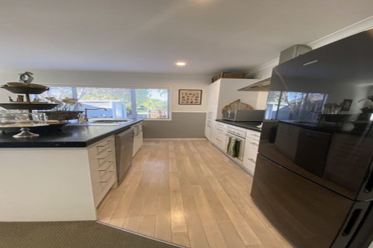Photo of property in 24b Queen Road, Bellevue, Tauranga, 3110