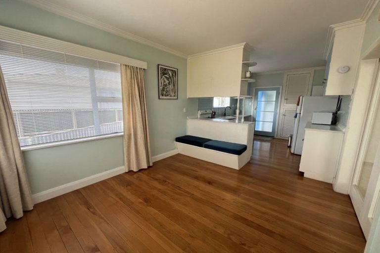 Photo of property in 34 College Street, Awapuni, Palmerston North, 4412