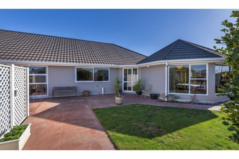Photo of property in 125 Winters Road, Mairehau, Christchurch, 8052