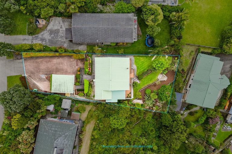 Photo of property in 222 Whangaparaoa Road, Red Beach, 0932