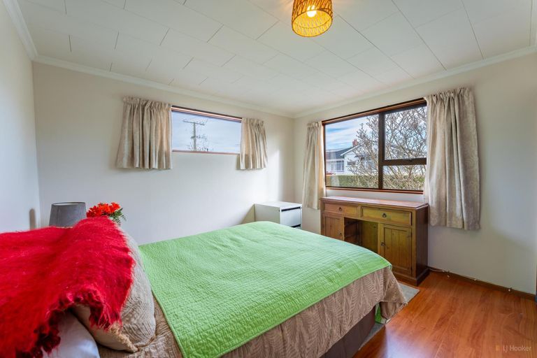 Photo of property in 19 Oxford Street, West End, Timaru, 7910