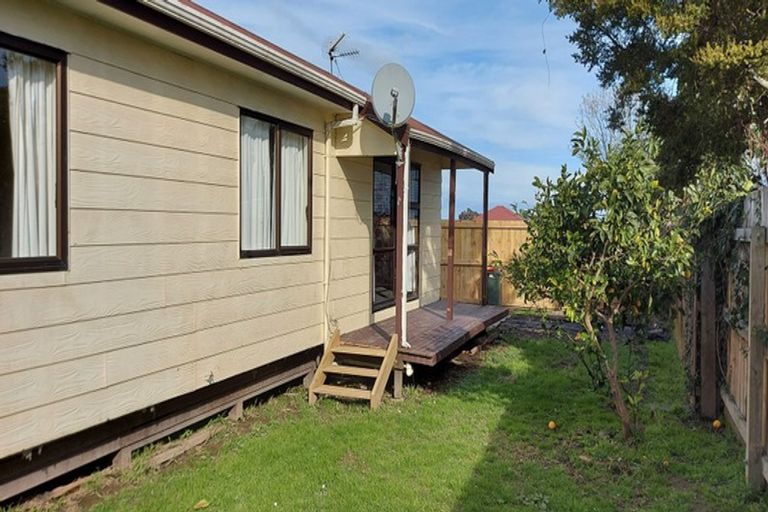 Photo of property in 2/25 Margaret Road, Papatoetoe, Auckland, 2025