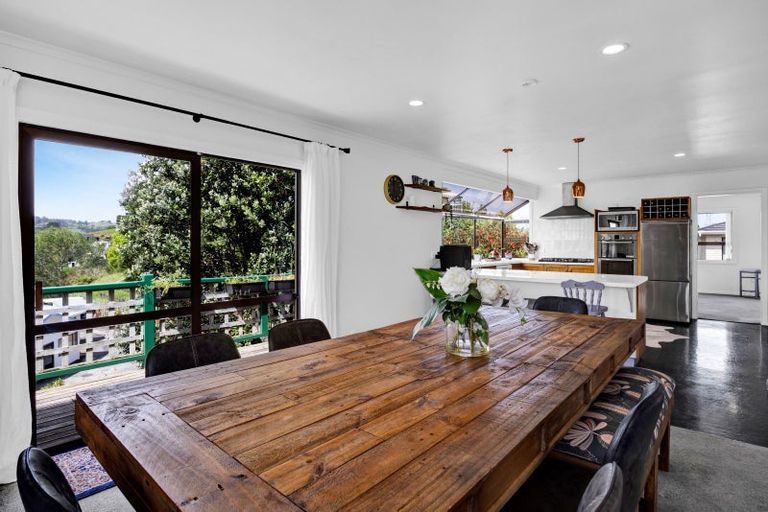 Photo of property in 115c Barrett Road, Whalers Gate, New Plymouth, 4310