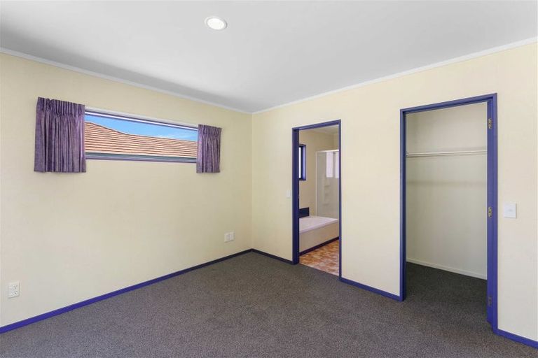 Photo of property in 104 Weggery Drive, Waikanae Beach, Waikanae, 5036