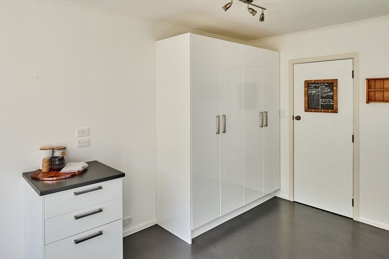 Photo of property in 22 Angell Street, Johnsonville, Wellington, 6037