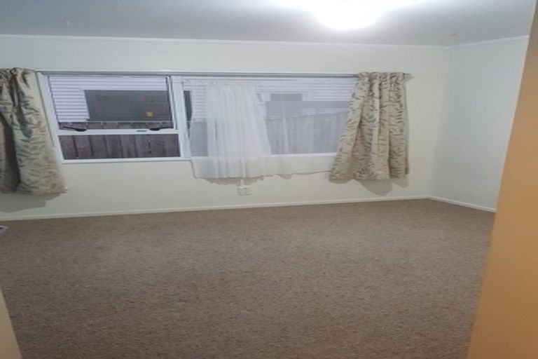 Photo of property in 4/2 Takatimu Way, Johnsonville, Wellington, 6037