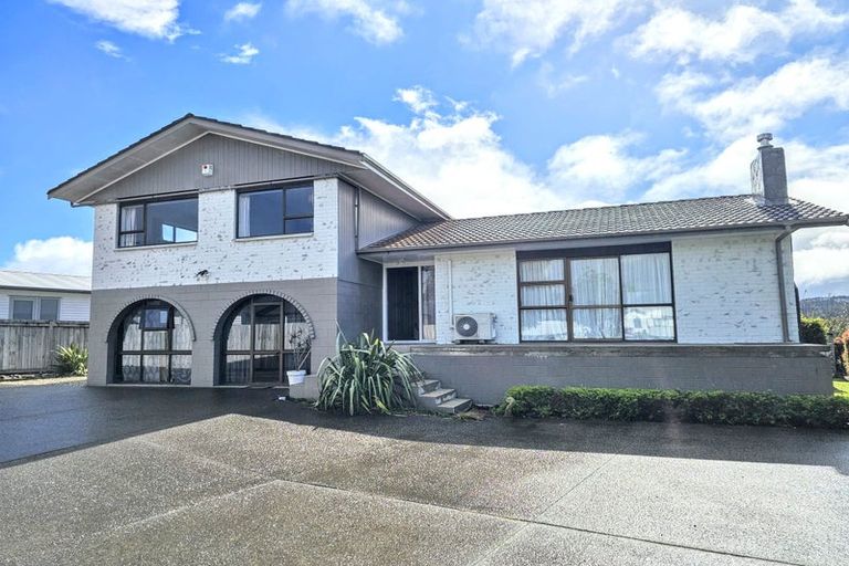 Photo of property in 99 Kaipara Portage Road, Riverhead, 0820