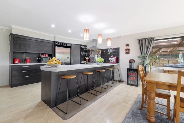 Photo of property in 42 Urumaraki Avenue, Helensville, 0800