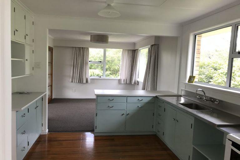Photo of property in 7b Penrith Street, Westown, New Plymouth, 4310