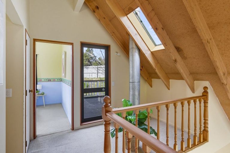Photo of property in 345 Mazengarb Road, Paraparaumu, 5032