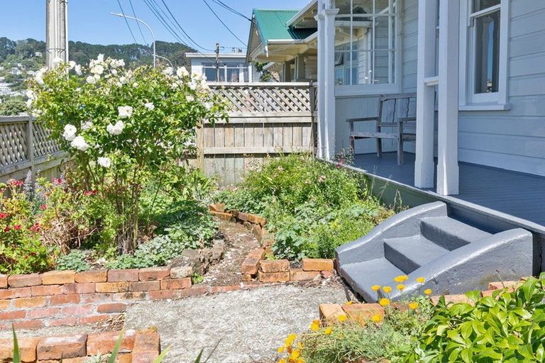 Photo of property in 500 Evans Bay Parade, Hataitai, Wellington, 6021