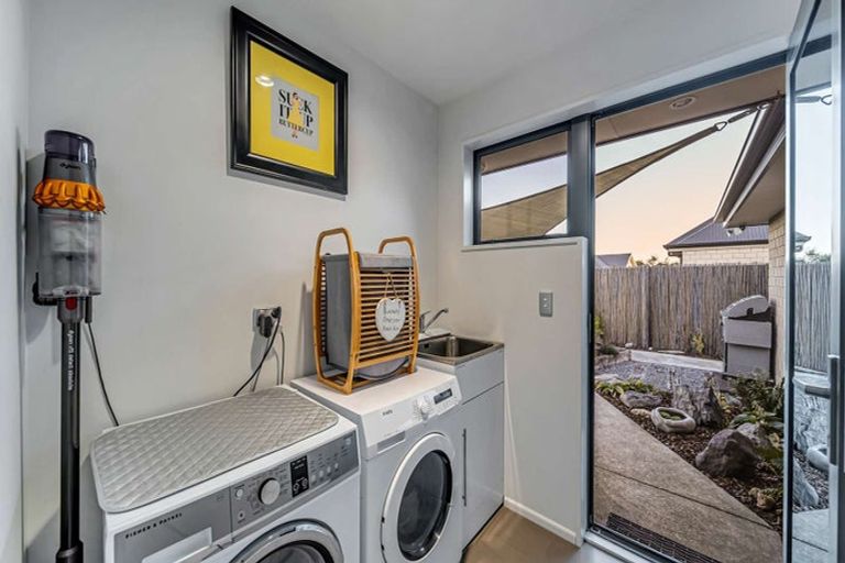 Photo of property in 28 Sovereign Boulevard, Kaiapoi, 7630