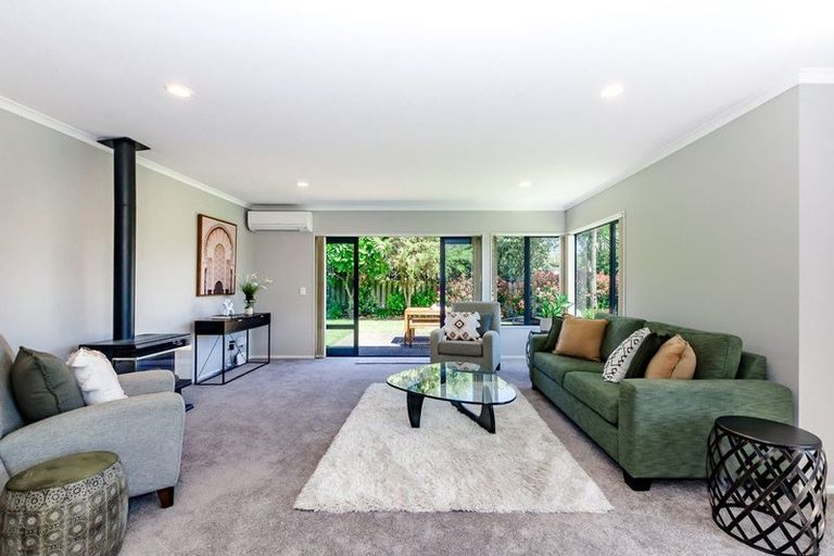 Photo of property in 2 Soldiers Way, Paraparaumu, 5032