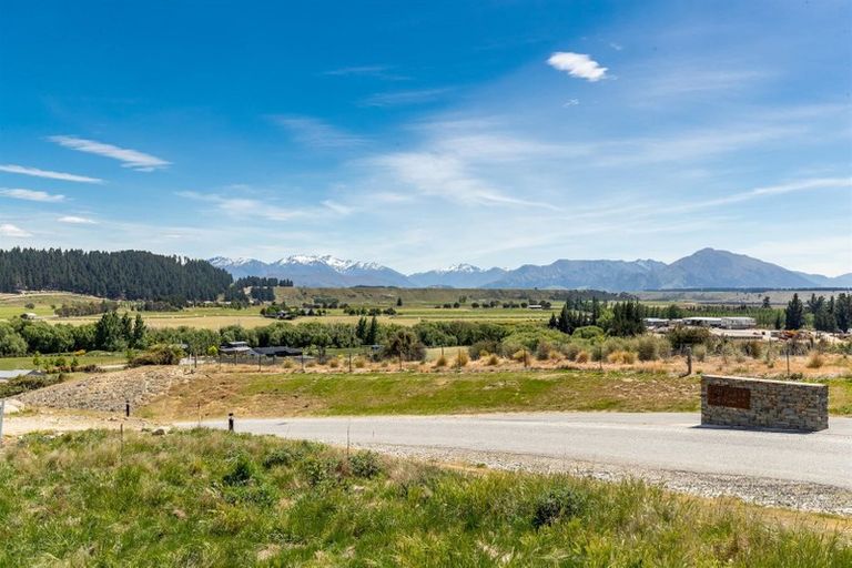 Photo of property in 4 Jackson Rise, Luggate, Cromwell, 9383