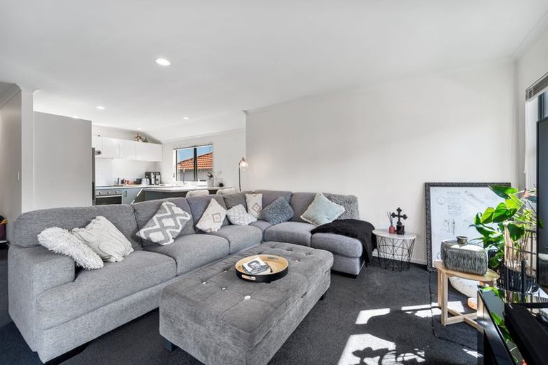 Photo of property in 8 Clea View, Gulf Harbour, Whangaparaoa, 0930