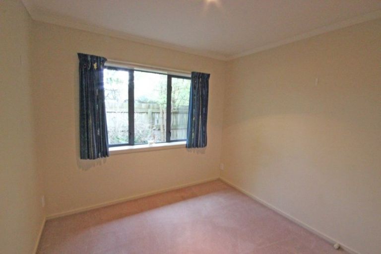 Photo of property in 10a Stewart Crescent, Hokowhitu, Palmerston North, 4410