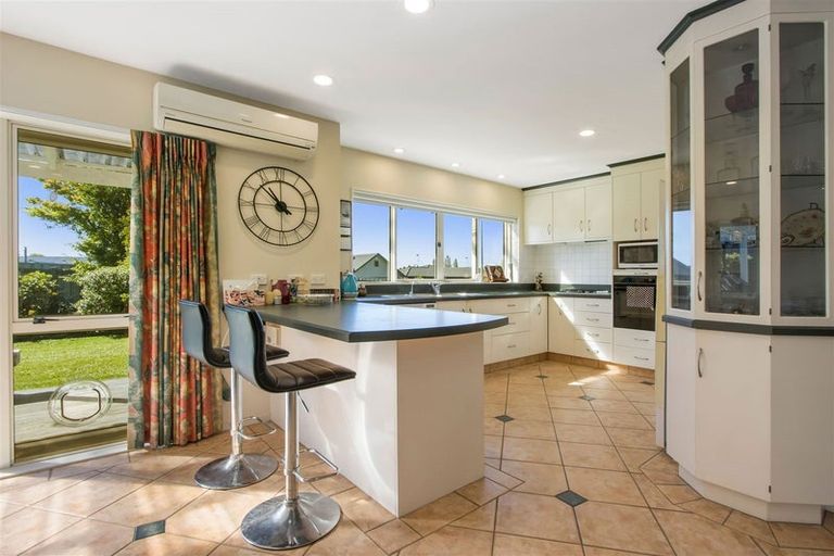 Photo of property in 10 Highfields Drive, Katikati, 3129