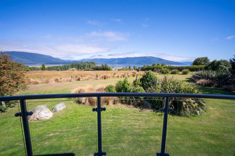 Photo of property in 11 Patience Bay Drive, Te Anau, 9679