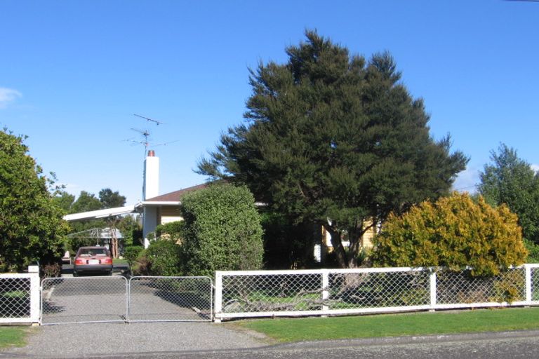 Photo of property in 16 William Benton Street, Featherston, 5710
