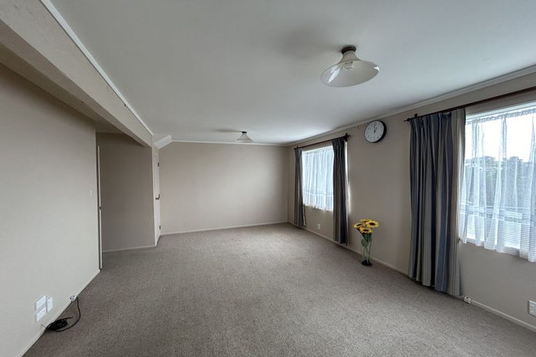 Photo of property in 99a Allington Road, Karori, Wellington, 6012