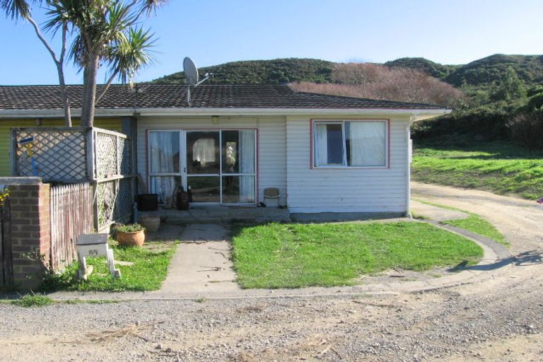 Photo of property in 25 Te Arawi Street, Takapuwahia, Porirua, 5022