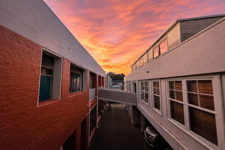 Photo of property in Hopper Street Apartments, 13/20 Hopper Street, Mount Cook, Wellington, 6011